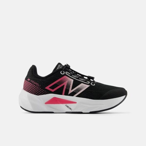 New Balance FuelCell Propel v5 - Str. 30½, Junior Løbesko, Sort - Optimal Støtte & Komfort