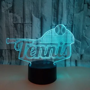 Tennis 3D lampe. Lysende logo, tennisketcher og bold. Farveskift mellem 7 farver.