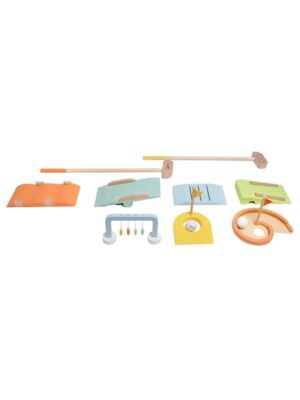 Wooden Golf Set 11 pieces.